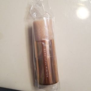 Bare Minerals Beautiful Finish Brush